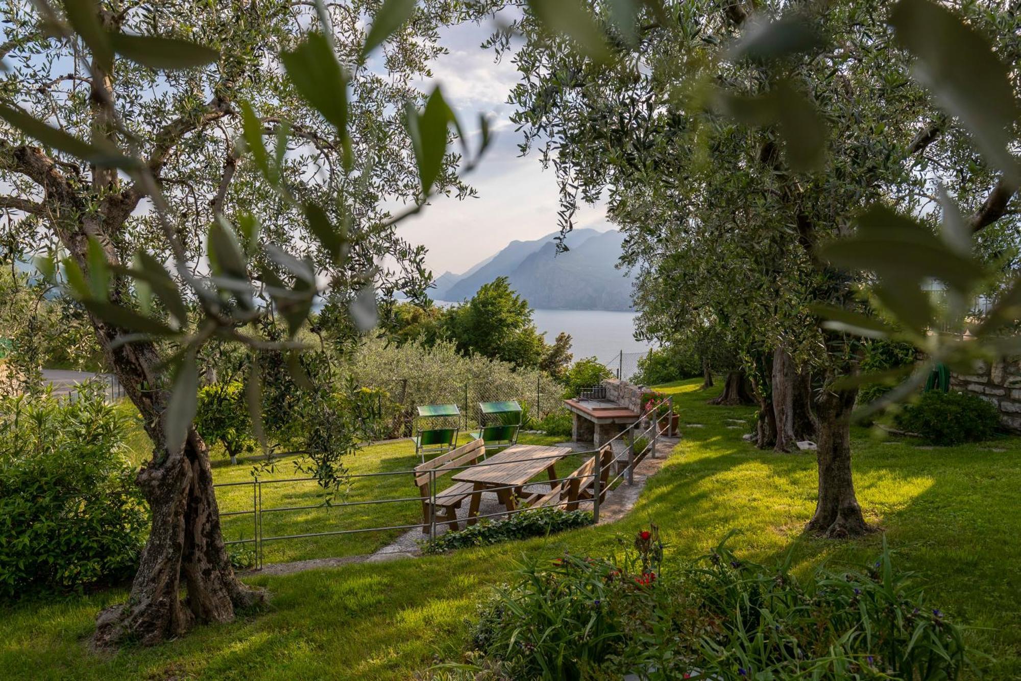 Casa Prea Apartments Malcesine Exteriör bild