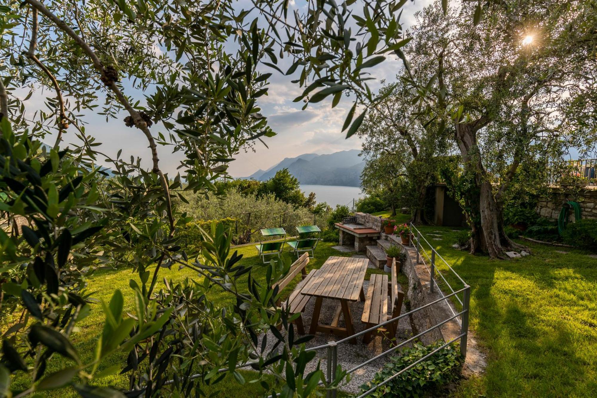 Casa Prea Apartments Malcesine Exteriör bild